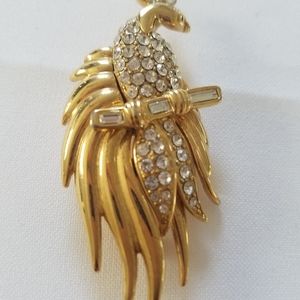 Vintage Monet Peacock brooch